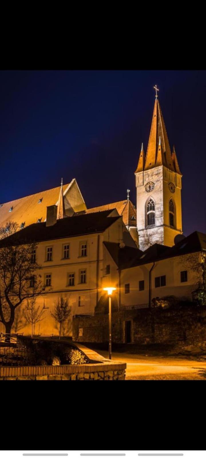 Apartman Pod Hradem Znojmo Luaran gambar