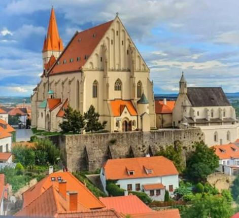 Apartman Pod Hradem Znojmo Luaran gambar