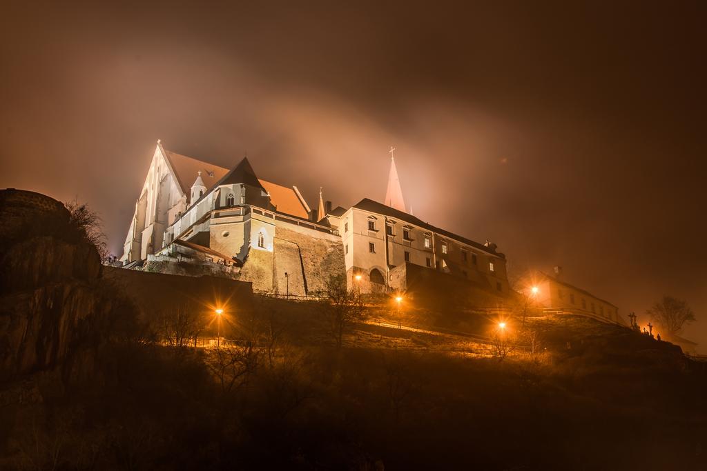 Apartman Pod Hradem Znojmo Luaran gambar