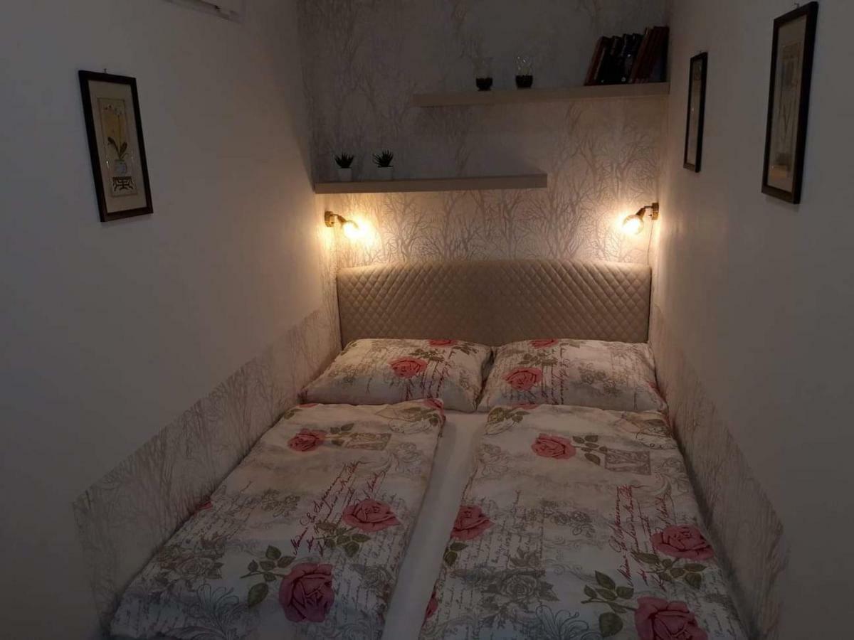 Apartman Pod Hradem Znojmo Luaran gambar