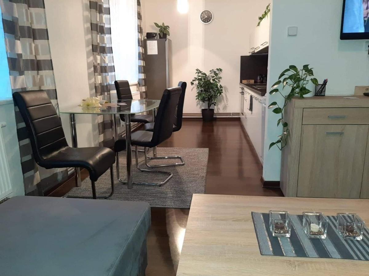 Apartman Pod Hradem Apartment Znojmo Luaran gambar